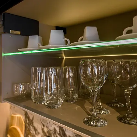Boheme-city Center-castle-riverside-self Check-in-aircondition Apartment Bratislava