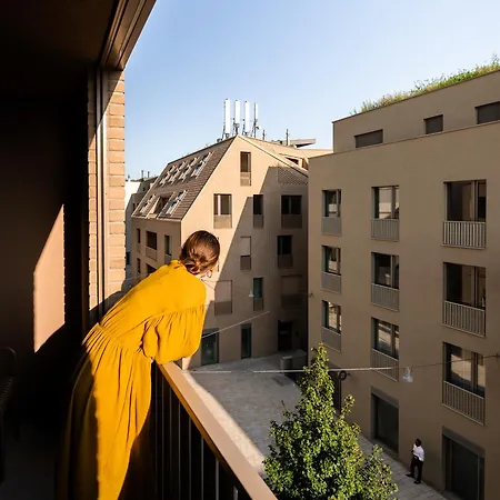 Apartment Boheme-city Center-castle-riverside-self Check-in-aircondition