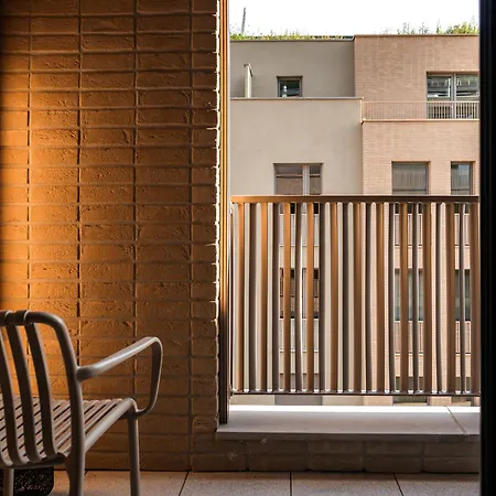Boheme-city Center-castle-riverside-self Check-in-aircondition Apartment Bratislava